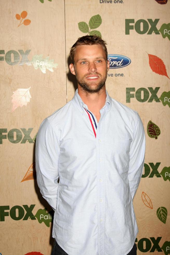 los angeles, 12 september - Jesse Spencer anländer till den 7:e årliga Fox Fall eco-casino-festen på bokbinderiet den 12 september 2011 i culver city, ca. foto