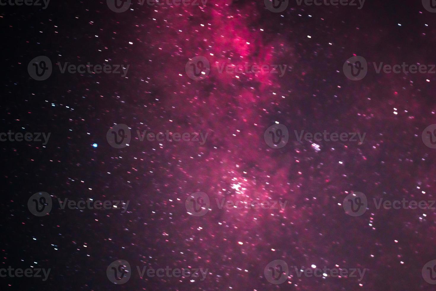 färgglad galax med stjärnor i rymden. natur banner bakgrund med galax foto