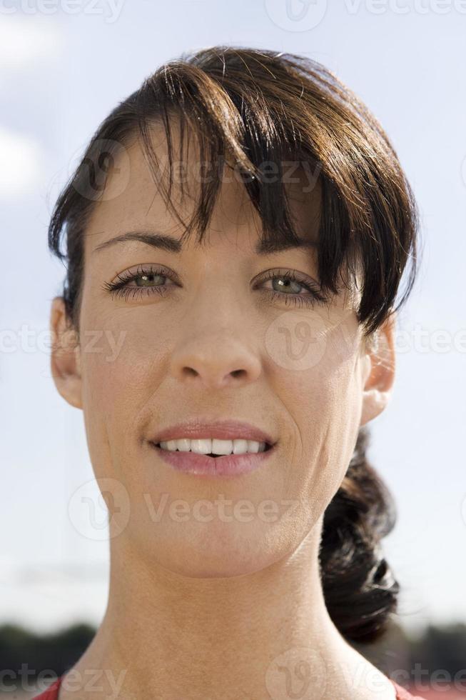 leende kvinna foto
