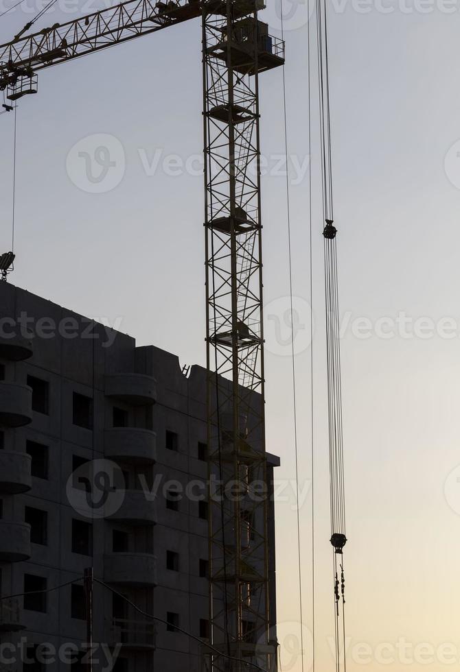 byggande av ett nytt flervåningsbostadshus foto