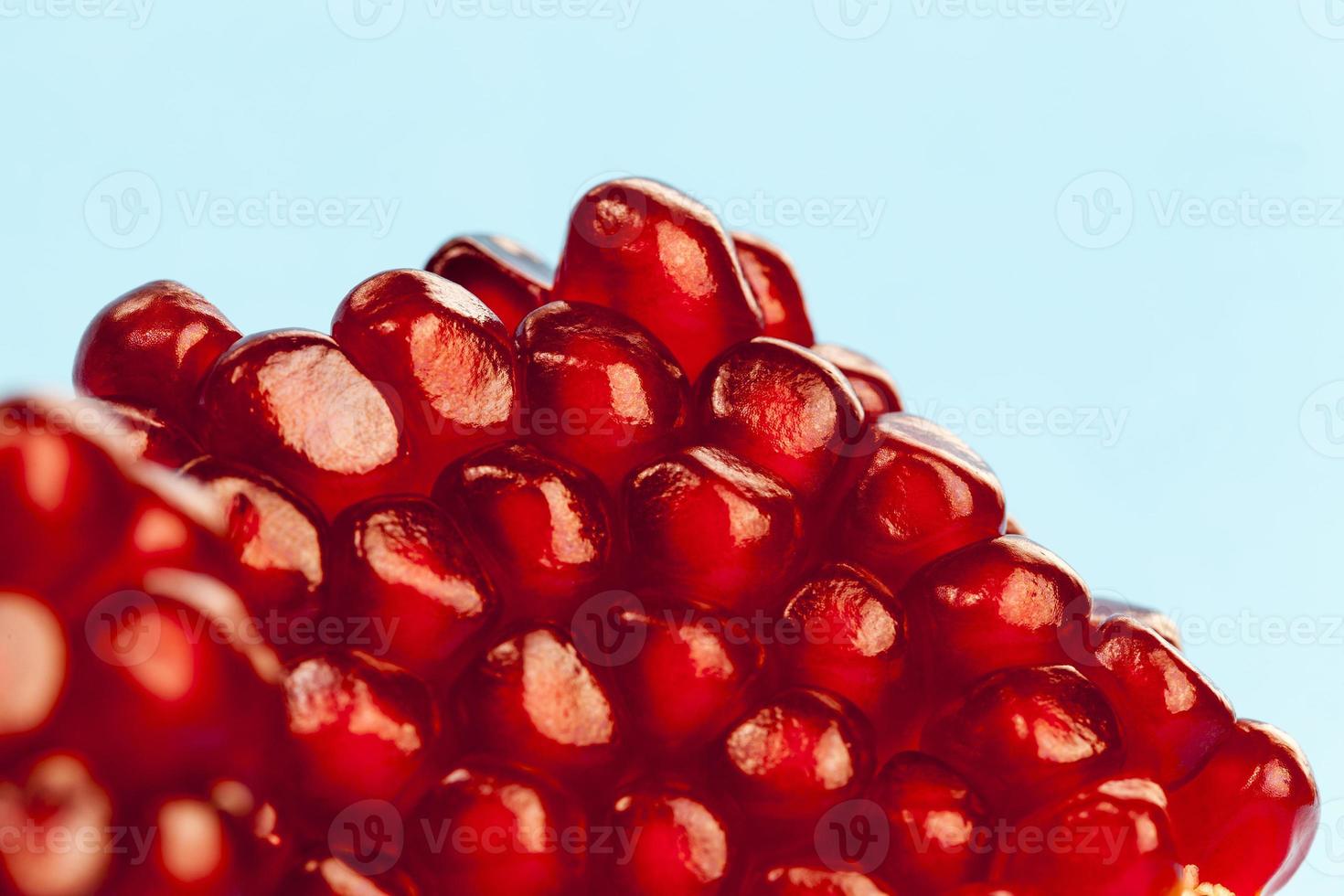 rött granatäpple, närbild foto
