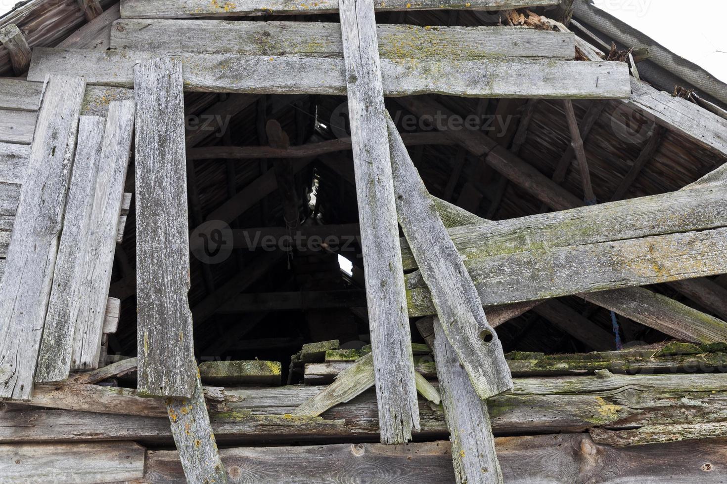 förstört hus, närbild foto