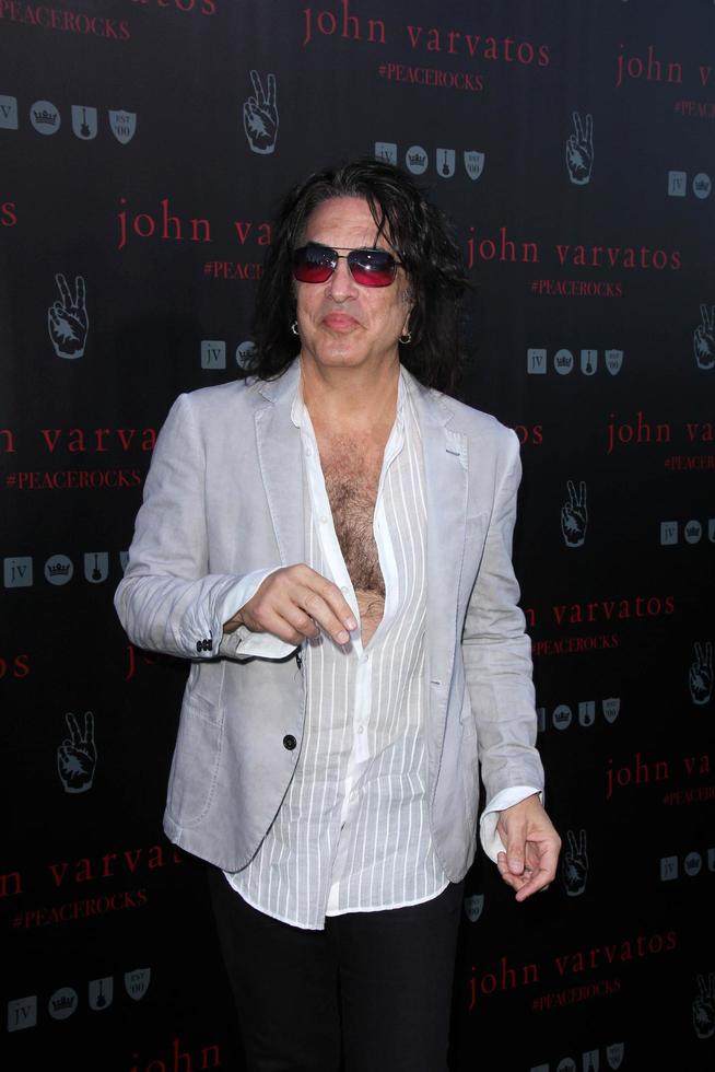 los angeles, 21 sep - paul stanley på john varvatos och ringo starr firar internationella fredsdagen på john varvatos den 21 september 2014 i west hollywood, ca. foto