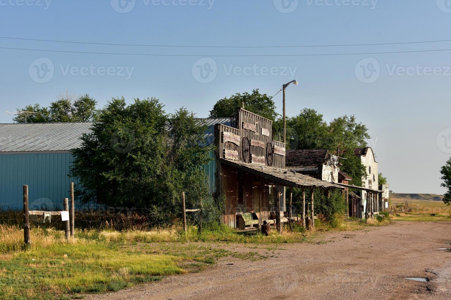 resterna av en spökstad i natursköna South dakota foto