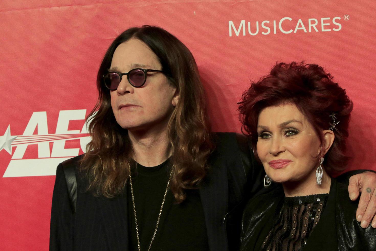 los angeles, 24 jan - ozzy osbourne, sharon osbourne vid 2014 års musicares person of the year-gala till ära av carole king på los angeles kongresscenter den 24 januari 2014 i los angeles, ca. foto