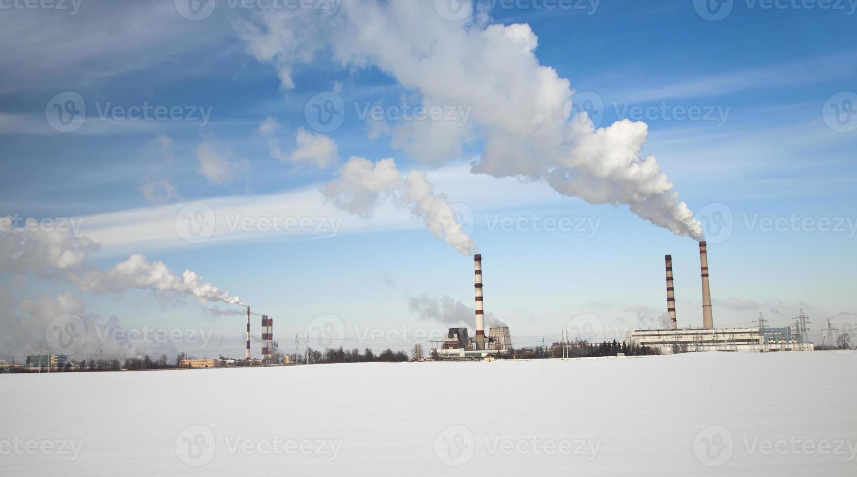 kraftverk på vintern foto
