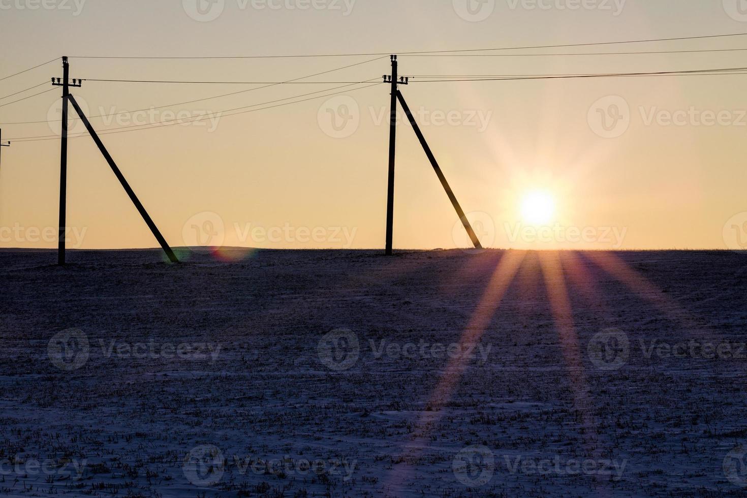 vinterlandskap under solnedgången foto