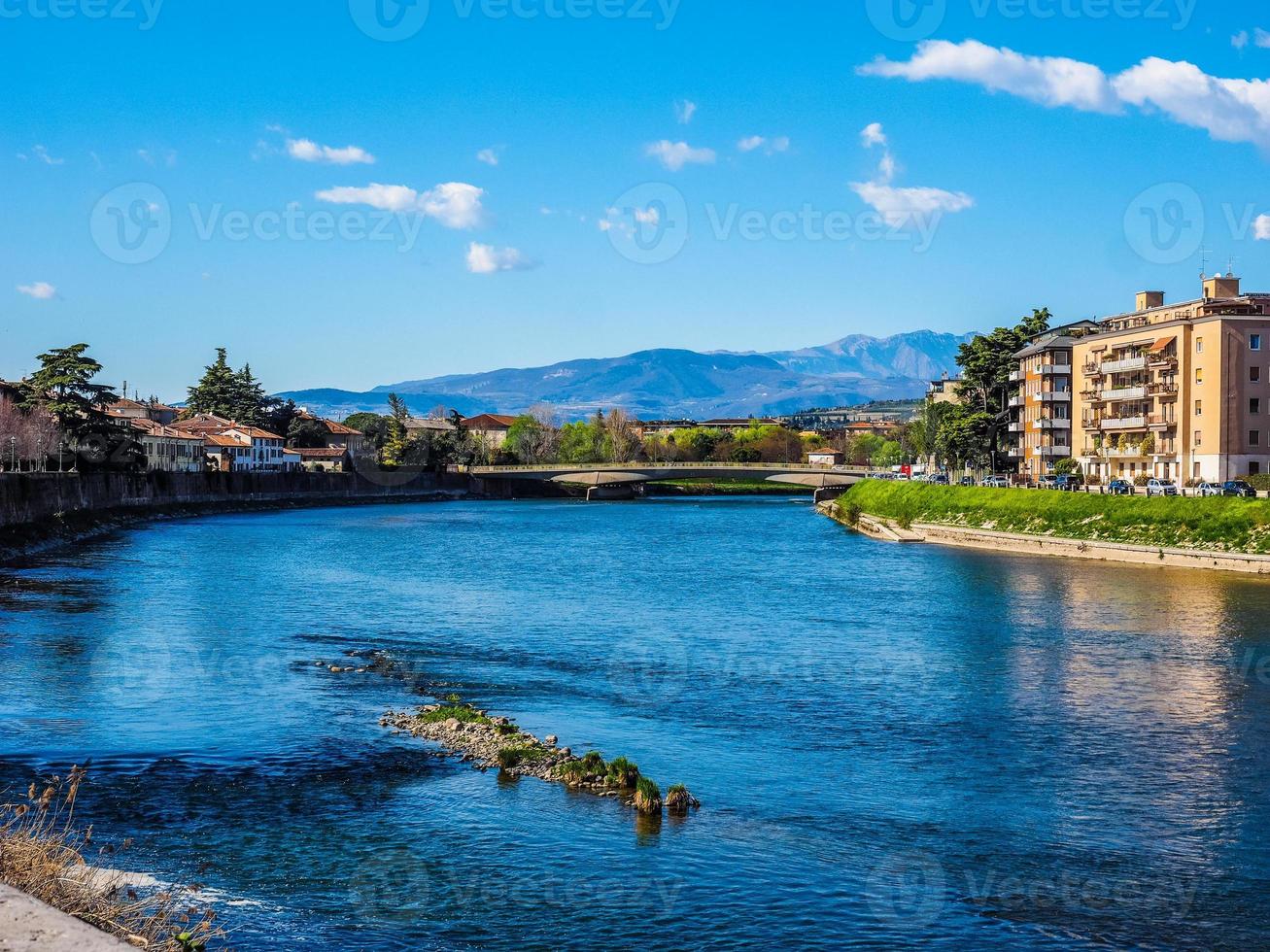 hdr river adige i verona foto