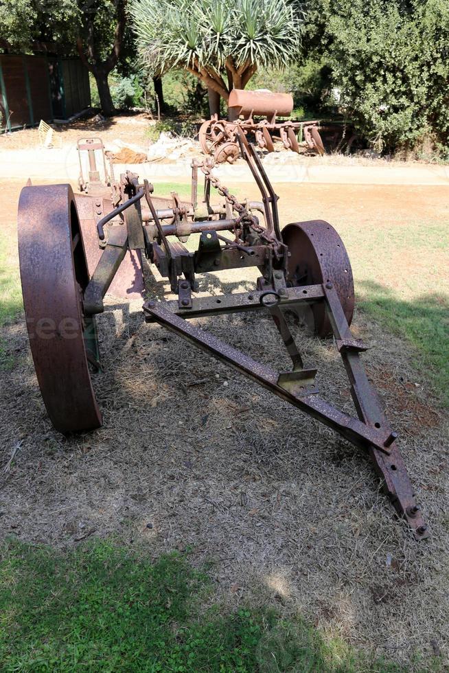 gamla jordbruksmaskiner i Israel. foto