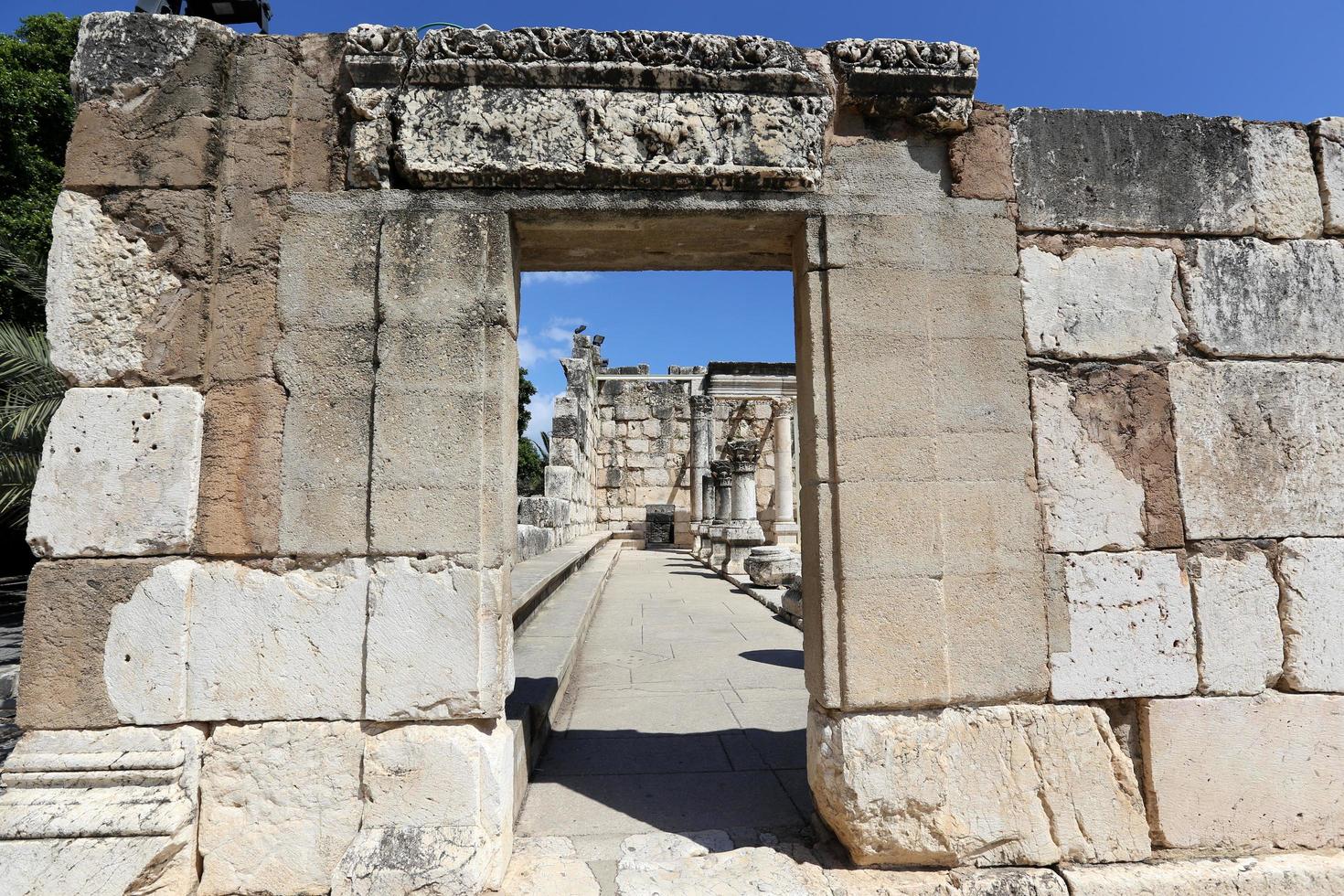 11 april 2019. Kapernaum är en gammal stad som ligger på den nordvästra kusten av Tiberias hav, i Galileen, Israel. foto