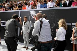 los angeles, 28 juni - jason clarke, mattfotografer på terminator genisys los angeles premiär på dolbyteatern den 28 juni 2015 i los angeles, ca. foto