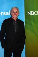 los angeles, 6 januari - victor garber deltar i nbcuniversal 2013 tca winter press-turné på langham huntington hotel den 6 januari 2013 i pasadena, ca. foto