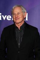 los angeles, 6 januari - victor garber deltar i nbcuniversal 2013 tca winter press-turné på langham huntington hotel den 6 januari 2013 i pasadena, ca. foto