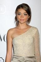 los angeles, 23 september - sarah hyland anländer till den nionde årliga teen vogue young hollywood-festen på paramount studios den 23 september 2011 i los angeles, ca. foto