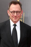 los angeles, sep 10 - michael emerson vid 2016 creative arts emmy awards, dag 1, ankomster till microsoft theater den 10 september 2016 i los angeles, ca. foto