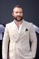 los angeles, 28 juni - jai courtney på terminator genisys los angeles premiär på Dolby Theatre den 28 juni 2015 i los angeles, ca. foto