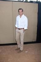 los angeles, 29 juli - will arnett anländer till 2013 cbs tca sommarfest på den privata platsen den 29 juli 2013 i beverly hills, ca. foto