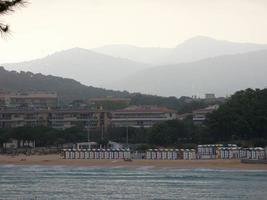 s'agaro beach på den katalanska costa brava, spanien foto