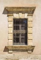 gamla sicilianska fönster foto