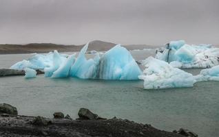 isberg i jokulsarlon glacial flodlagun, island foto