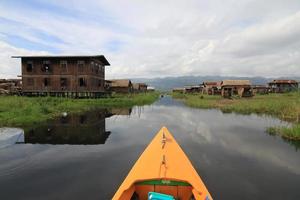 hus vid Inle Lake, Myanmar foto