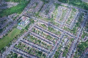 Flygfoto över bostadsområde i Luton City of England Storbritannien foto