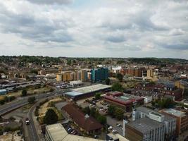 Flygfoto och hög vinkel bilder av centrum av den brittiska staden Luton England Storbritannien. foto