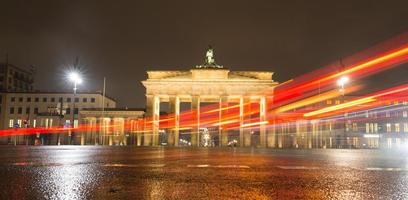 Brandenburg gate i Berlin, Tyskland foto