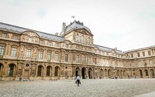 louvre museum i Paris stad foto