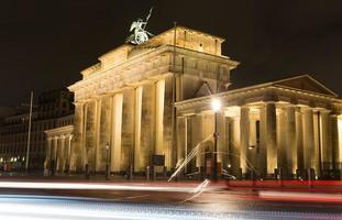 Brandenburg gate i Berlin, Tyskland foto