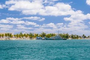 militärfartyg på ön isla mujeres kust i karibiska havet, cancun, yucatan, mexico foto