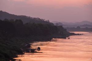 mekongfloden, thailand och laos foto