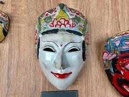originalkonstmasker från den indonesiska kulturen foto