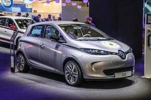 frankfurt - september 2015 renault zoe presenteras på iaa internationala foto