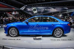 frankfurt - sept 2015 audi a4 2.0 t ultra presenteras på iaa inte foto