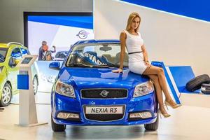 Moskva - aug 2016 ravon nexia r3 presenteras på mias moscow International automobile salon den 20 augusti 2016 i Moskva, Ryssland foto
