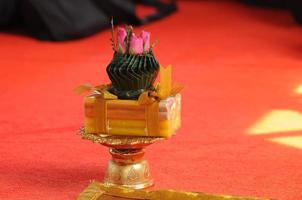 helig ornament för thai munk prästvigning foto