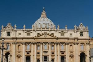 basilica di san pietro, vatikanstaden, rom, italien foto