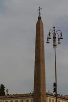 rom, Italien, 2022 - monument på piazza del popolo, rom, Italien. foto