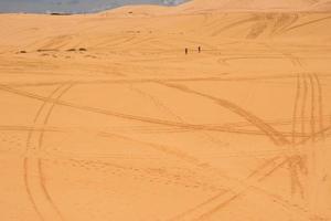 gul sand sanddyner i mui ne är en populär turist destination av vietnam foto