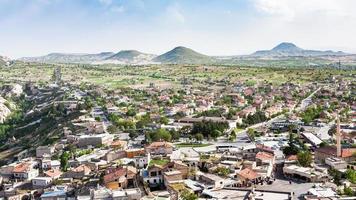 panorama- se av uchisar by i cappadocia foto