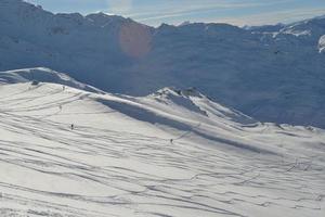 panoramautsikt över vinterbergen foto