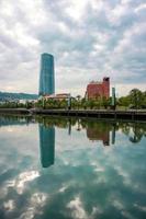 stadsbild från bilbao city, baskien, spanien, resmål foto