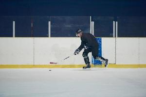 is hockey spelare i verkan foto