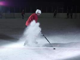 is hockey spelare i verkan foto