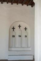 gammal vit kyrka av sant mateu de la albarca, ibiza, Spanien. foto