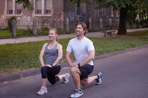 människor grupp joggar foto