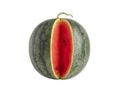 mogen randig vattenmelon på de vit bakgrund foto