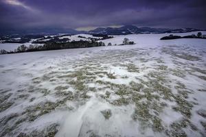 vinter- landskap från beskydy foten foto