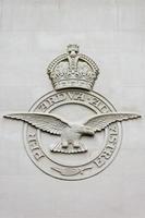 london, Storbritannien - november 3. philip Jacksons skulptur minnesmärke raf bombplan kommando i london, på november 3, 2013 foto